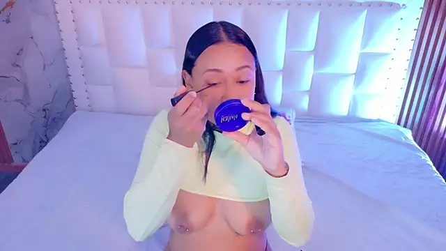 Snapshot of cattaleeyaa chatting on 02-10-26, 12:42 cattaleeyaa online show from 02-10-26, 12:42