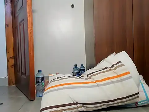 Snapshot of afro_pop chatting on 03-22-25, 07:36 afro pop online show from 03-22-25, 07:36