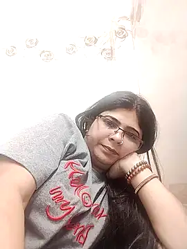 Snapshot of Husnpari20 chatting on 01-01-25, 05:11 Husnpari20 online show from 01-01-25, 05:11