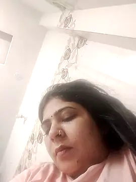 Snapshot of Husnpari20 chatting on 02-19-25, 12:00 Husnpari20 online show from 02-19-25, 12:00