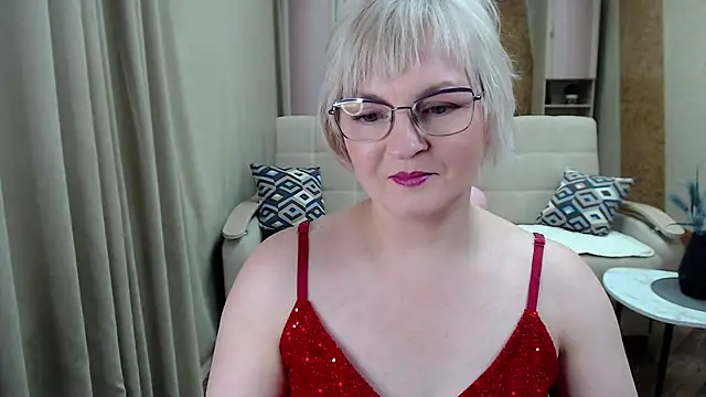 Snapshot of BlondeBrilliant7 chatting on 01-18-25, 05:41 BlondeBrilliant7 online show from 01-18-25, 05:41
