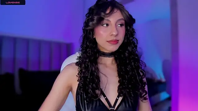 Snapshot of MiissCharlotte chatting on 01-26-25, 08:34 MiissCharlotte online show from 01-26-25, 08:34