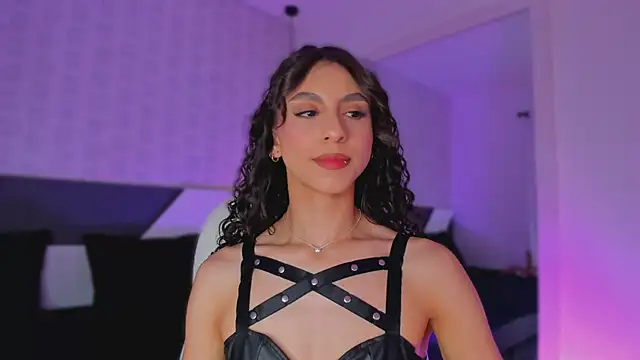 Snapshot of MiissCharlotte chatting on 02-28-25, 04:43 MiissCharlotte online show from 02-28-25, 04:43