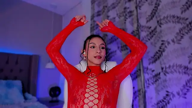 Snapshot of MiissCharlotte chatting on 10-11-25, 04:22 MiissCharlotte online show from 10-11-25, 04:22