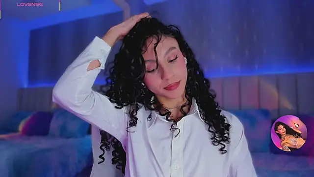 Snapshot of MiissCharlotte chatting on 10-13-25, 04:34 MiissCharlotte online show from 10-13-25, 04:34