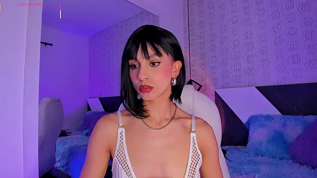 Snapshot of MiissCharlotte chatting on 10-25-25, 05:15 MiissCharlotte online show from 10-25-25, 05:15