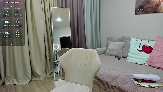 Adele Rimm online show from 04-20-26, 04:54