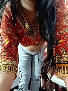 Snapshot of Anamika_24 chatting on 01-04-25, 09:43 Anamika 24 online show from 01-04-25, 09:43