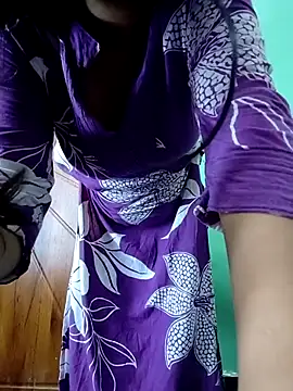 Snapshot of Anamika_24 chatting on 09-29-25, 02:49 Anamika 24 online show from 09-29-25, 02:49