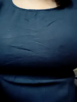 Snapshot of Anamika_24 chatting on 10-09-25, 02:31 Anamika 24 online show from 10-09-25, 02:31