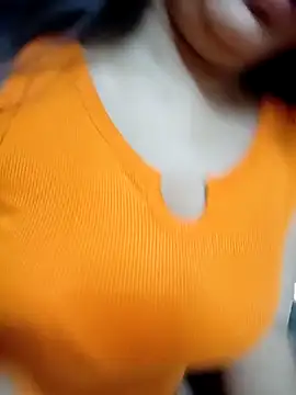 Snapshot of Anamika_24 chatting on 11-05-25, 03:28 Anamika 24 online show from 11-05-25, 03:28