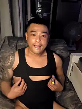 Asianhif online show from 12-18-25, 03:40