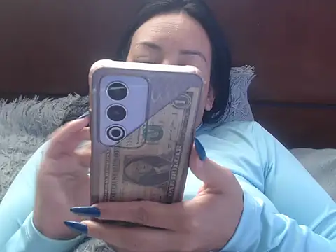 Laura martin  online show from 03-09-25, 01:48