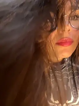 Juanelopez1 online show from 09-27-25, 03:22