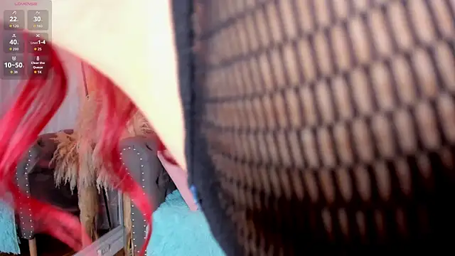 Snapshot of scarlett_johs chatting on 09-10-25, 01:11 scarlett johs online show from 09-10-25, 01:11