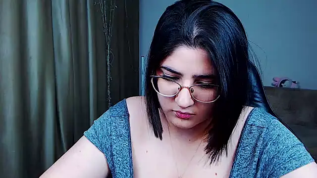 Crazy Bunya online show from 12-06-24, 01:44