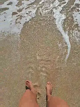 Snapshot of SexyErola27 chatting on 10-31-25, 10:05 SexyErola27 online show from 10-31-25, 10:05