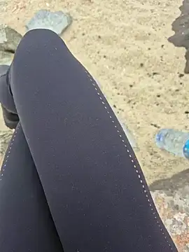 Snapshot of SexyErola27 chatting on 11-03-25, 10:49 SexyErola27 online show from 11-03-25, 10:49