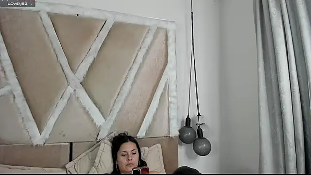 Murieel 69 online show from 06-11-26, 06:17
