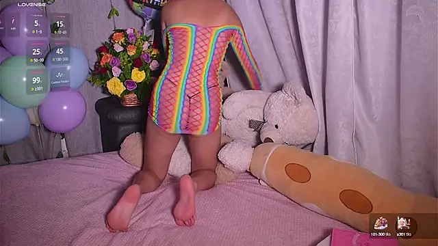 IsabellaFerreiraa online show from 01-25-25, 04:02