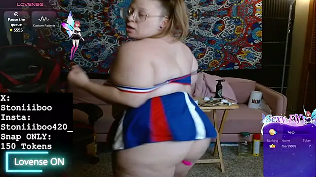 Snapshot of Stoniiiboo chatting on 03-07-25, 01:18 Stoniiiboo online show from 03-07-25, 01:18