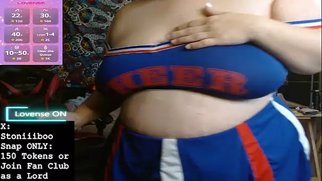 Snapshot of Stoniiiboo chatting on 11-29-25, 01:36 Stoniiiboo online show from 11-29-25, 01:36