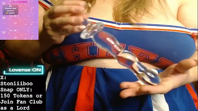 Snapshot of Stoniiiboo chatting on 12-01-25, 01:38 Stoniiiboo online show from 12-01-25, 01:38