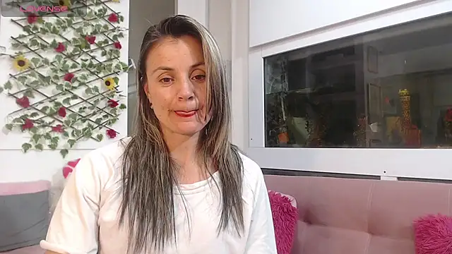 sweetfantasyy69 online show from 03-21-25, 03:33