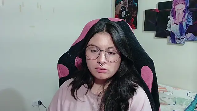 Snapshot of jessica_gomez chatting on 02-15-25, 11:25 jessica gomez online show from 02-15-25, 11:25