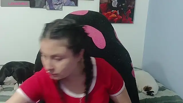 Snapshot of jessica_gomez chatting on 10-15-25, 11:16 jessica gomez online show from 10-15-25, 11:16