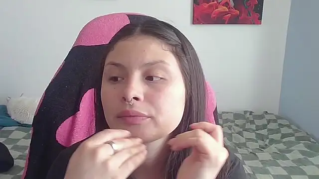 Snapshot of jessica_gomez chatting on 10-19-25, 08:09 jessica gomez online show from 10-19-25, 08:09