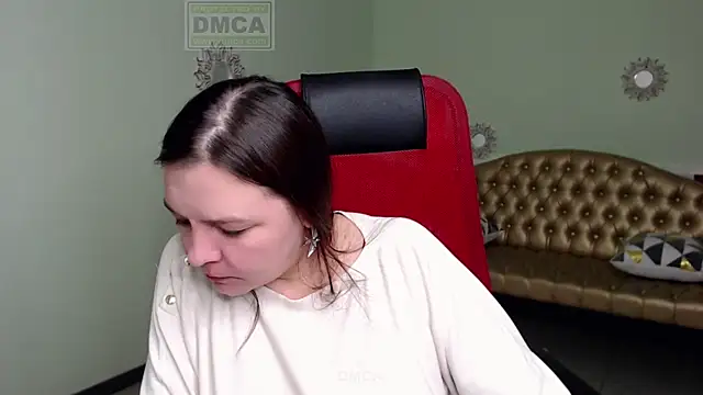 Lily flower7 online show from 03-10-25, 03:45