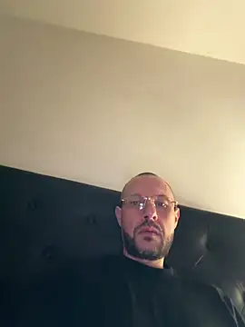 Guitccch online show from 03-02-26, 05:42