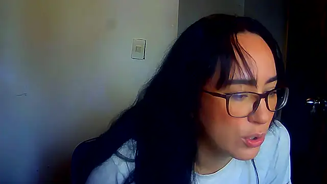 brittanycheeks online show from 02-01-25, 02:34