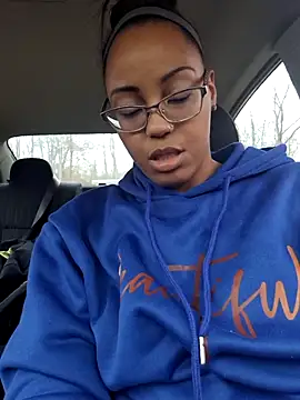 Snapshot of samone9 chatting on 03-04-25, 10:16 samone9 online show from 03-04-25, 10:16