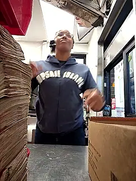 Snapshot of samone9 chatting on 11-09-25, 02:04 samone9 online show from 11-09-25, 02:04