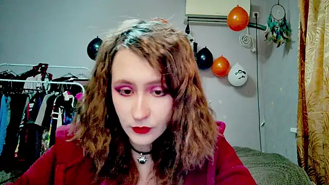 Snapshot of JoannaTompson chatting on 10-22-25, 02:56 JoannaTompson online show from 10-22-25, 02:56