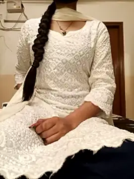 Snapshot of Ruchi-34 chatting on 01-09-26, 05:59 Ruchi-34 online show from 01-09-26, 05:59