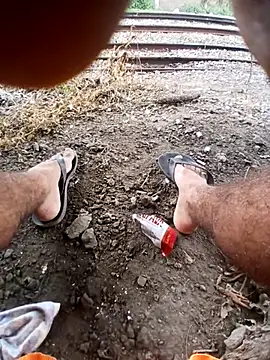 carlos40404 online show from 03-04-25, 03:15