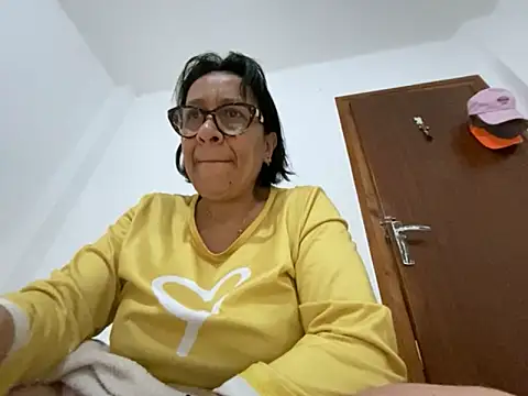 sweeviolet online show from 04-27-26, 06:33