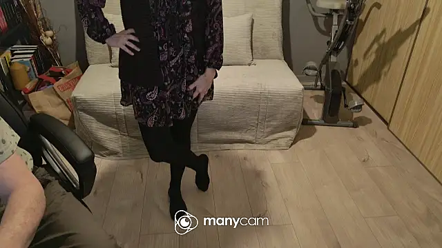 lolacharlyxh online show from 02-01-25, 06:08