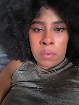 EmmilyBrant online show from 04-28-26, 05:07