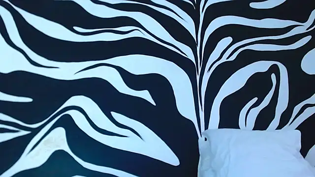 Snapshot of lilith_luv chatting on 01-12-25, 08:36 lilith luv online show from 01-12-25, 08:36