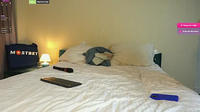 friendsurdreams online show from 12-21-24, 09:25