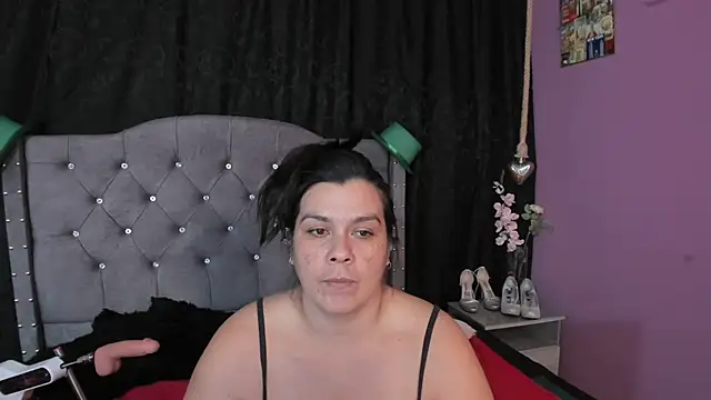 martina foxy  online show from 03-20-25, 10:40