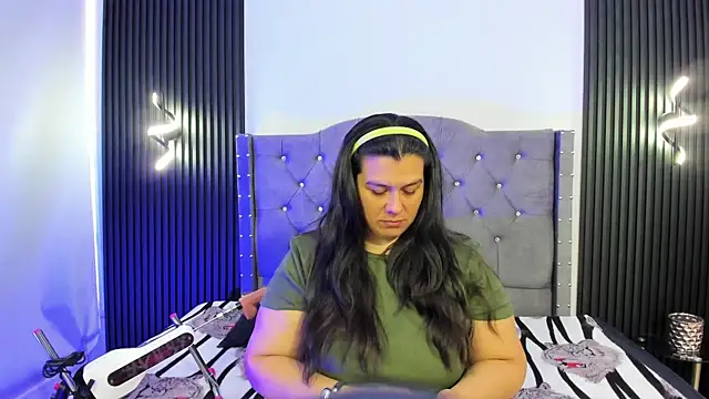 martina foxy  online show from 10-09-25, 12:14