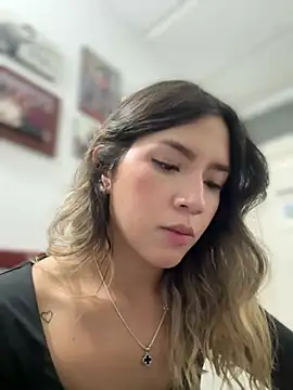 Snapshot of Mila_Morgan chatting on 01-22-25, 10:48 Mila Morgan online show from 01-22-25, 10:48