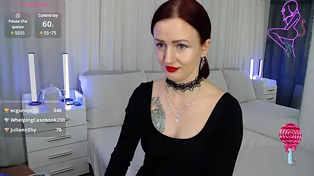 Snapshot of ElisaJane chatting on 01-12-25, 12:28 ElisaJane online show from 01-12-25, 12:28