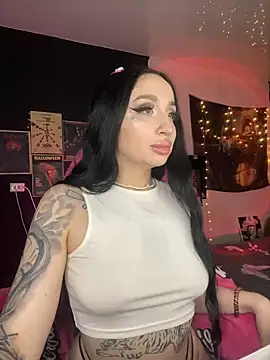 Molly  Moon online show from 12-06-24, 05:53