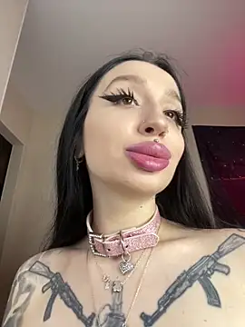 Molly  Moon online show from 04-14-26, 02:50